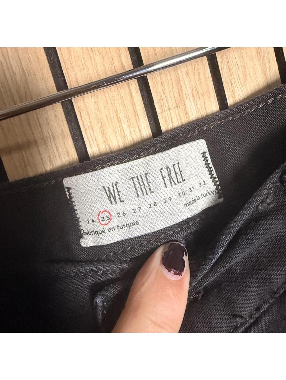 275 We The Free Black Distressed Ripped Jeans (Size 25, Black, EUC) - Picture 4 of 8